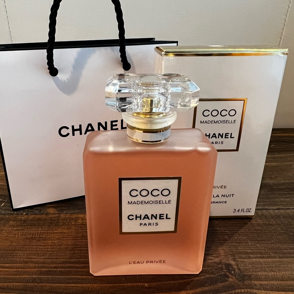 Coco Mademoiselle Chanel perfume